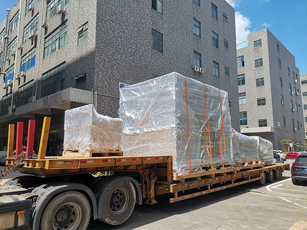 防潮防震木箱包装